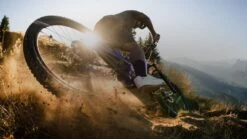 Santa Cruz, Tallboy 5 S-Kit Downhill Bike 2023 -Fahrräder Geschaft 2012c56a 468c 4a9a 81a0 b667b4276f39 tallboy vpp slide 1 1 13b8f