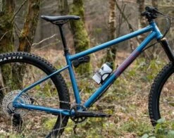 MARIN Bikes, EL ROY 29 V Rigid Frame Enduro Bike 2023 -Fahrräder Geschaft 23 elroy detail 5b
